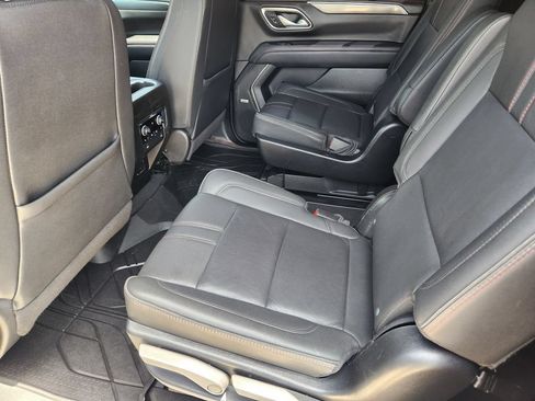 Certified 2024 Chevrolet Suburban RST w/ Luxury Package AWD/4WD image 29