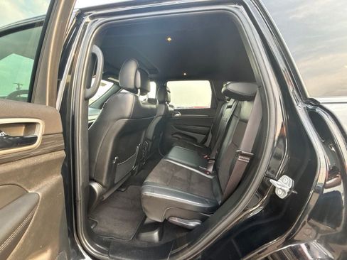Used 2022 Jeep Grand Cherokee Laredo X AWD/4WD image 27