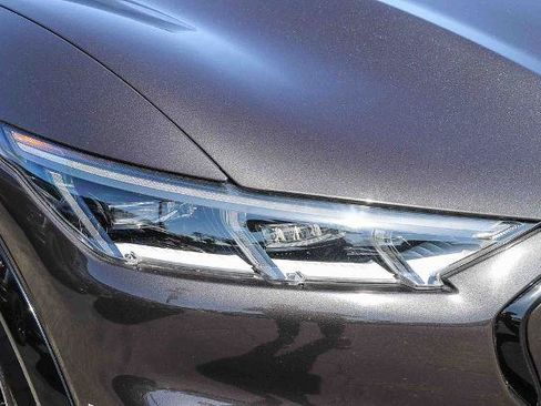 Certified 2022 Ford Mustang Mach-E Premium AWD/4WD image 4