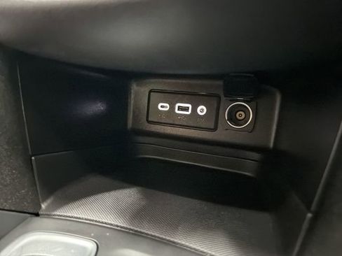 Certified 2024 Chevrolet Equinox LT w/ LPO, Floor Liner Package image 26