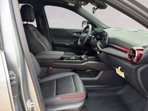 Used 2026 Chevrolet Equinox RS w/ Convenience Package III FWD image 15