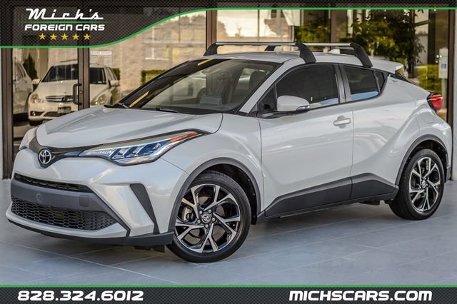 Used 2020 Toyota C-HR XLE FWD image 1