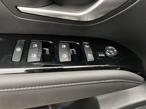 Used 2024 Hyundai Tucson Limited image 12