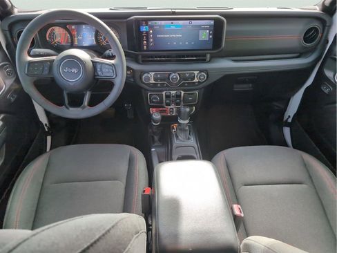 Used 2024 Jeep Wrangler Unlimited Rubicon image 29