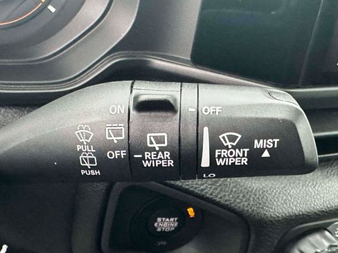 Used 2025 Jeep Wrangler Sport AWD/4WD image 17