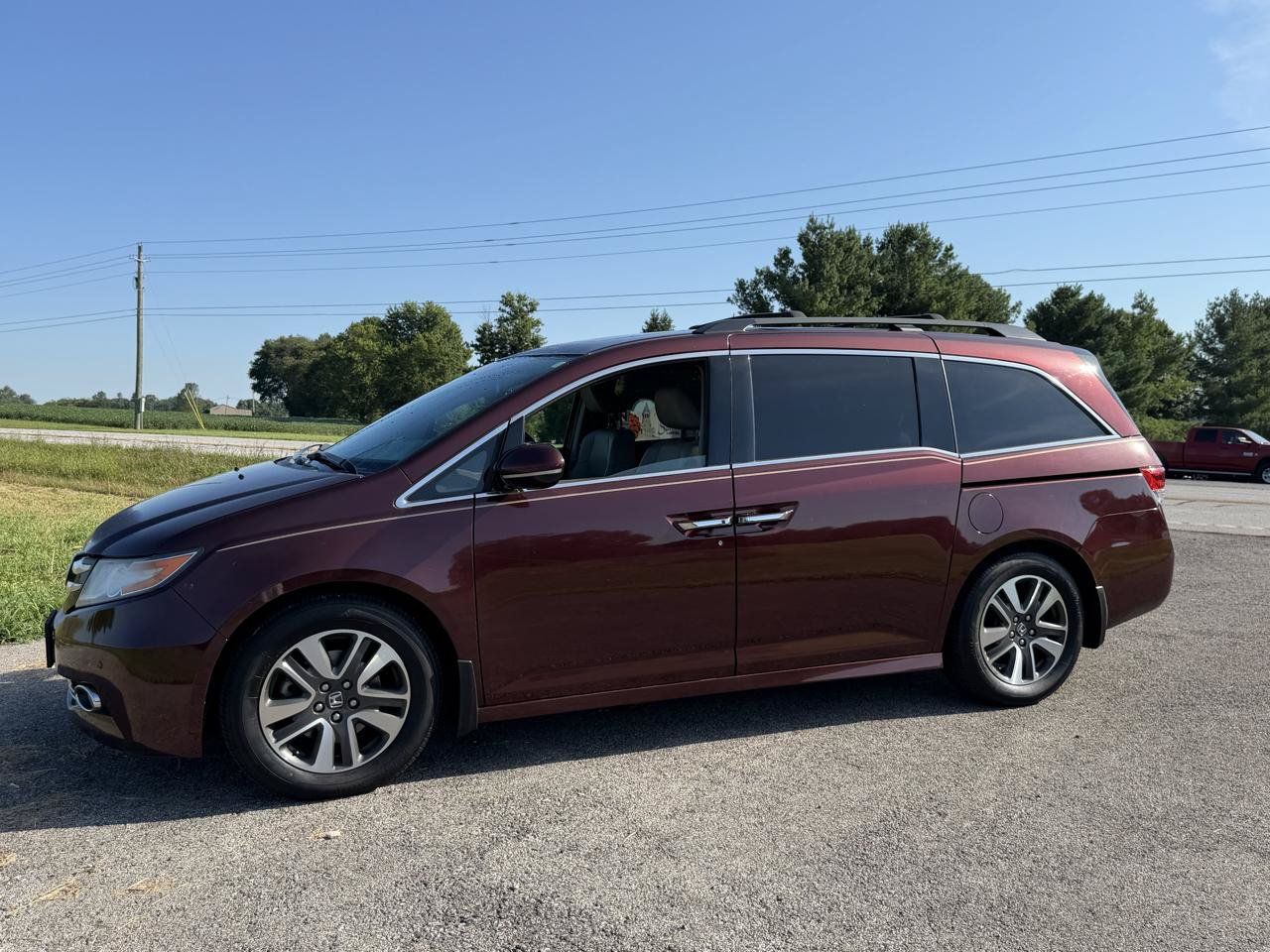 Used 2016 Honda Odyssey Touring image 3