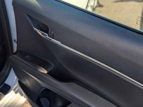 Used 2023 Toyota Camry LE image 7