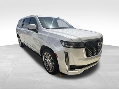 Used 2022 Cadillac Escalade ESV Premium Luxury w/ Performance Package AWD/4WD image 18