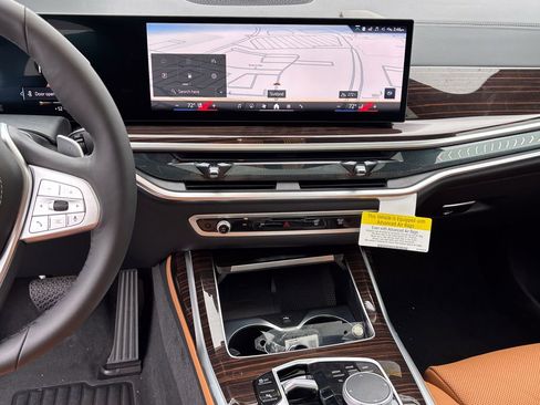 New 2026 BMW X7 xDrive40i image 28