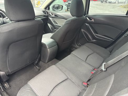 Used 2016 MAZDA MAZDA3 i Touring image 24