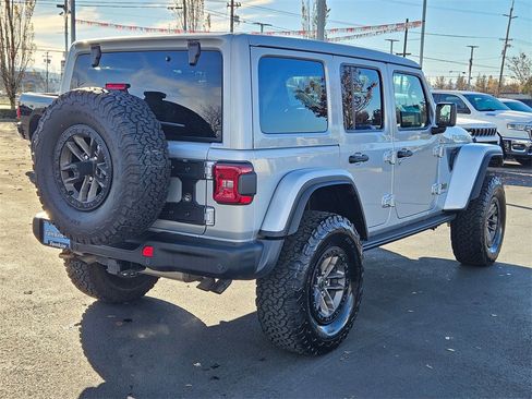 Used 2024 Jeep Wrangler Rubicon 392 image 6