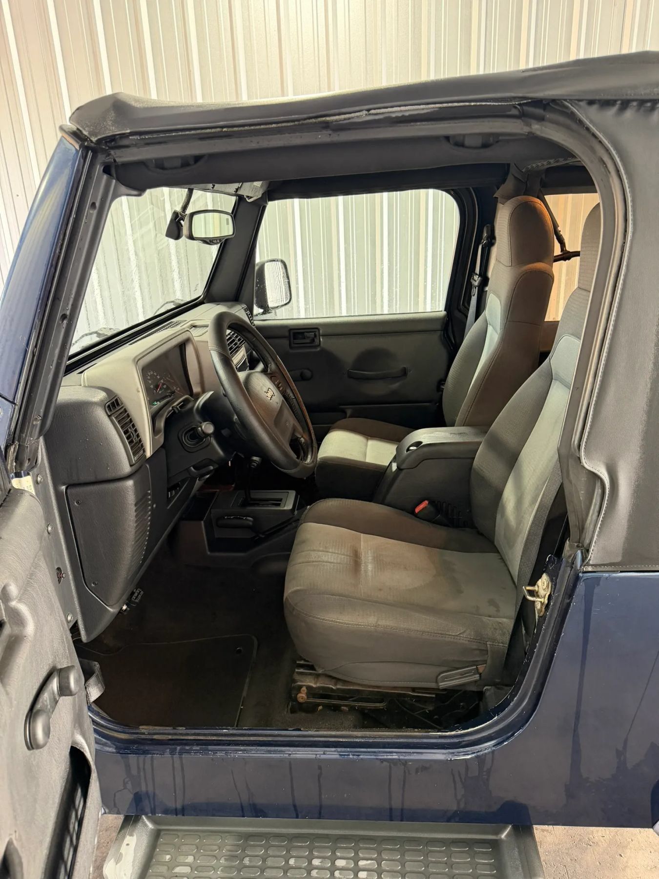 Used 2005 Jeep Wrangler Unlimited AWD/4WD image 8