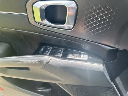 Used 2022 Kia Sorento SX FWD image 33