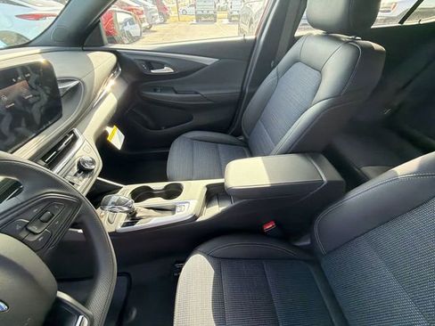 New 2026 Buick Envista Preferred w/ Convenience II Package FWD image 17
