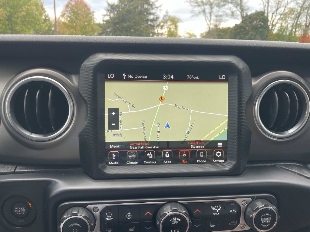 Used 2023 Jeep Gladiator Rubicon w/ Cold Weather Group AWD/4WD image 21