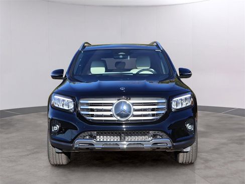 New 2026 Mercedes-Benz GLB 250 4MATIC image 2