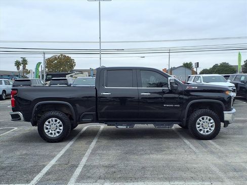 Used 2022 Chevrolet Silverado 2500 LTZ w/ LTZ Plus Package image 4