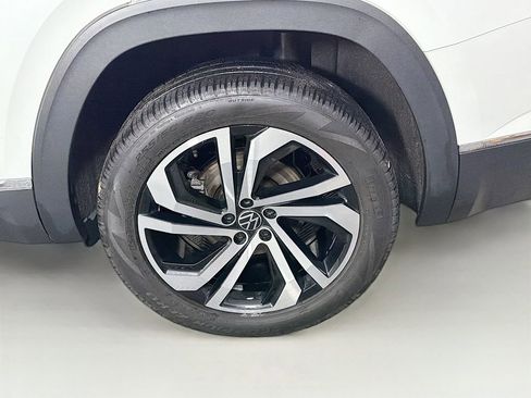 Used 2023 Volkswagen Atlas SEL AWD/4WD image 34