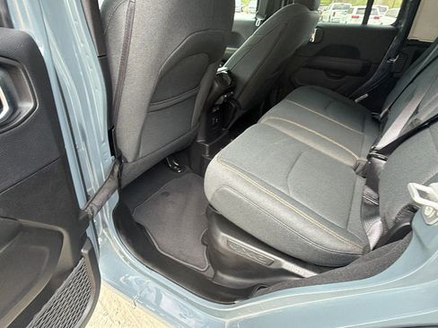 Used 2025 Jeep Wrangler Sahara w/ Safety Group image 23