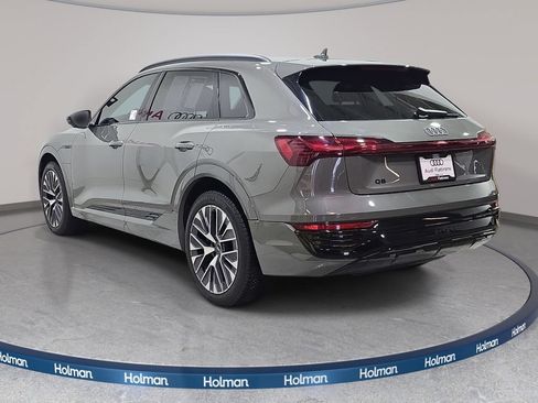 Used 2024 Audi Q8 e-tron Premium Plus w/ Premium Plus Package AWD/4WD image 8