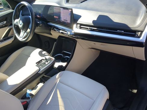 Used 2025 BMW X1 xDrive28i w/ Convenience Package image 36