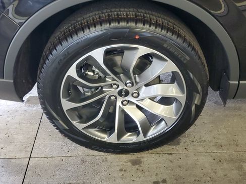 New 2026 Lincoln Aviator AWD image 5