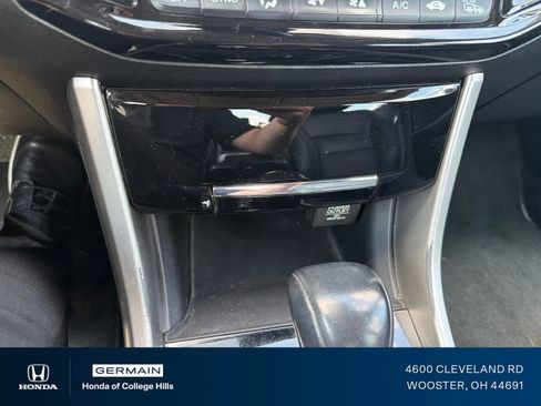 Used 2017 Honda Accord EX-L image 22