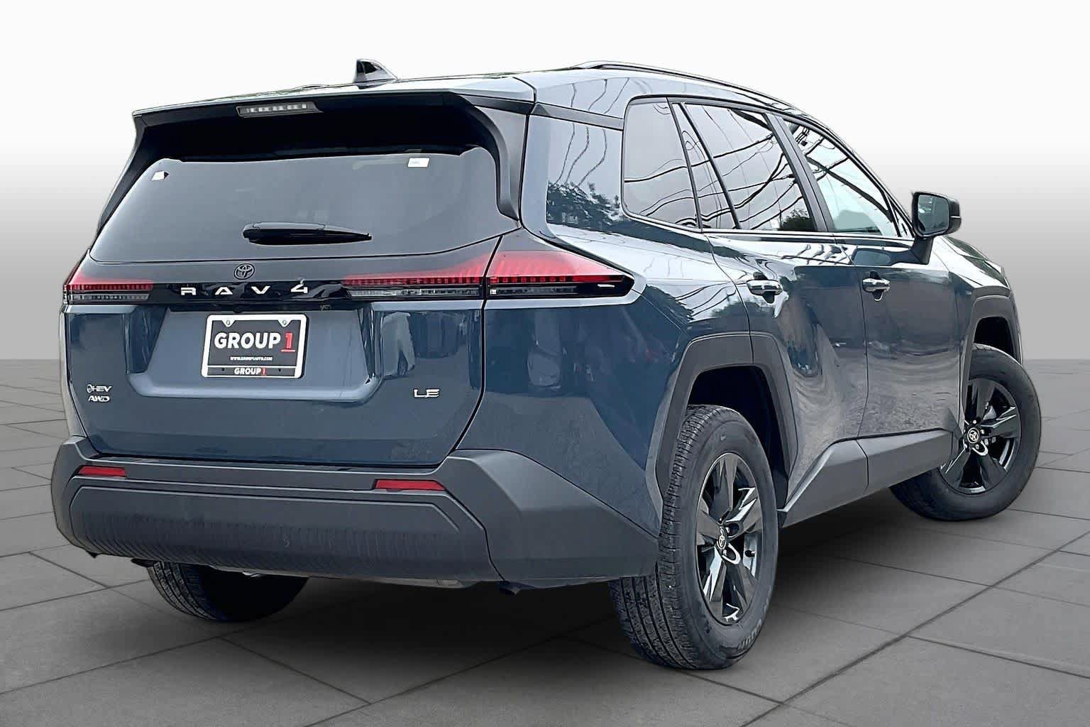 Used 2026 Toyota RAV4 LE AWD/4WD image 13