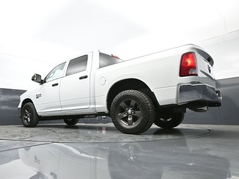 Used 2022 RAM 1500 Tradesman w/ Chrome Appearance Group AWD/4WD image 34