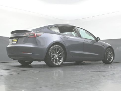 Used 2023 Tesla Model 3 Standard Range RWD image 43