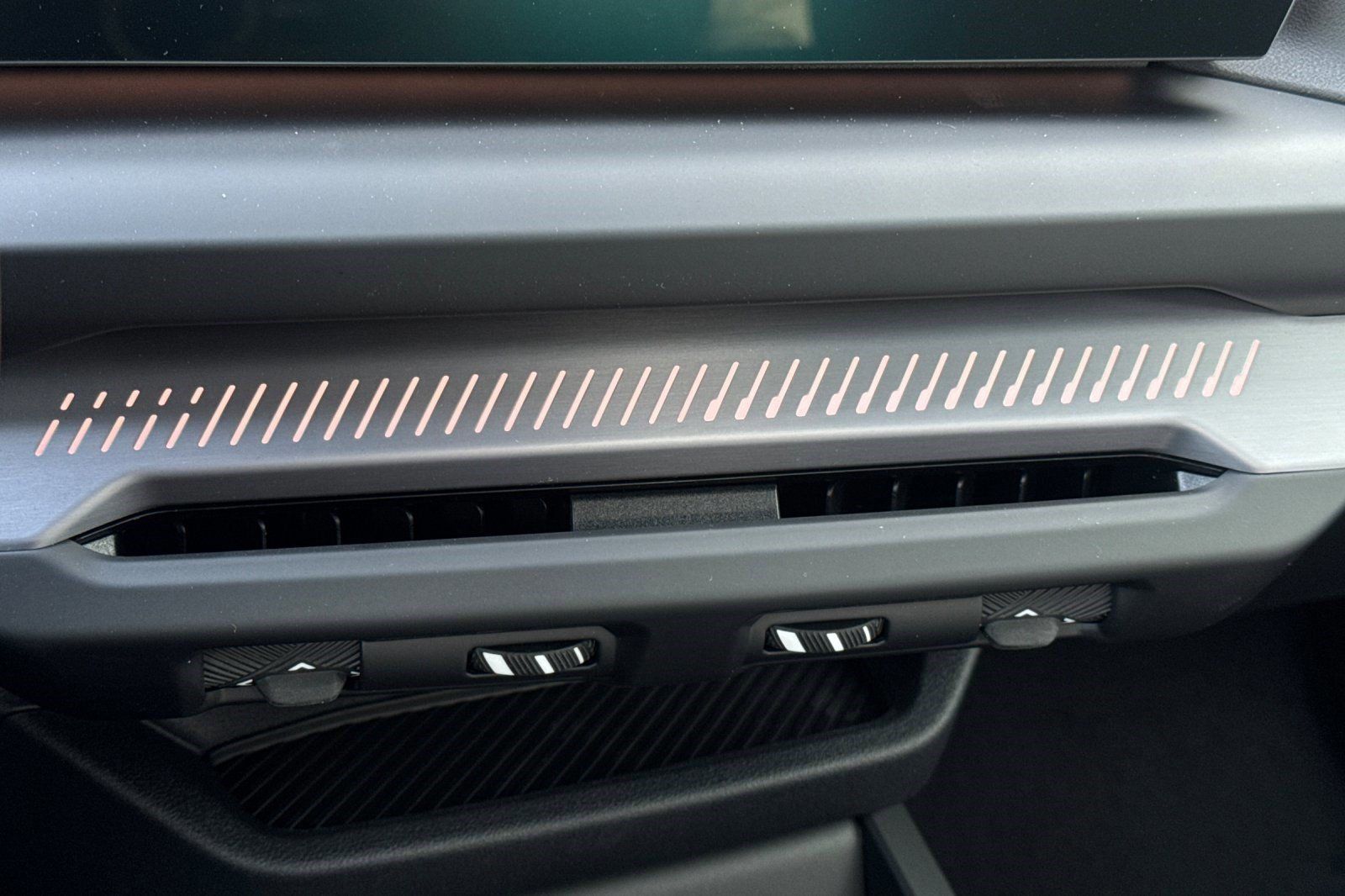 Used 2026 BMW 228i FWD image 26