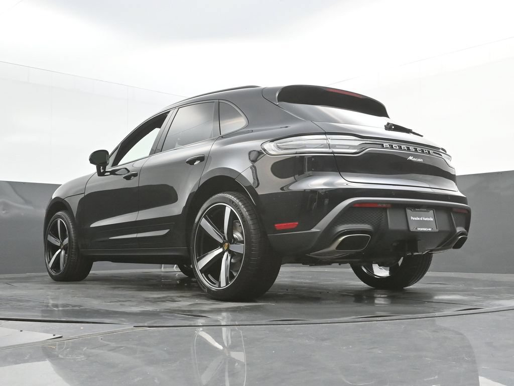 New 2026 Porsche Macan AWD/4WD image 29
