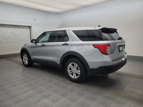 Used 2023 Ford Explorer 4WD image 3