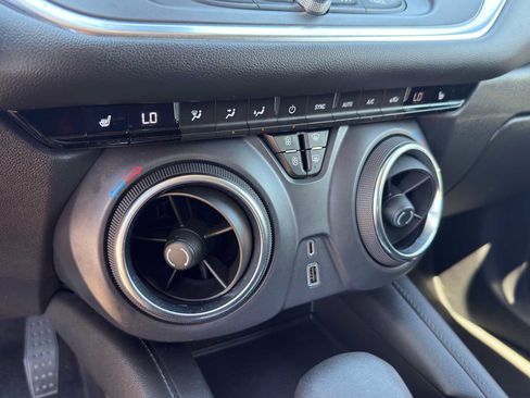 Used 2021 Chevrolet Blazer LT w/ Redline Edition FWD image 14
