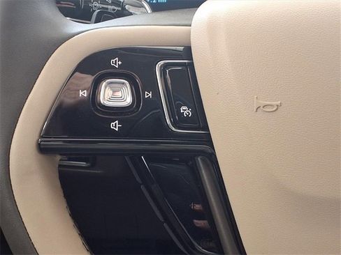 Certified 2024 Lincoln Corsair AWD w/ Equipment Group 101A image 14