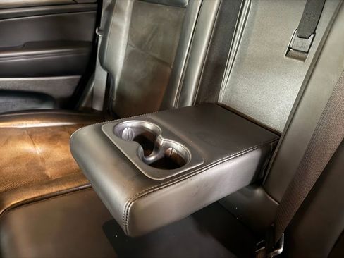 Used 2022 Jeep Grand Cherokee Laredo X image 19