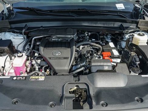 Used 2024 Toyota Grand Highlander FWD image 27