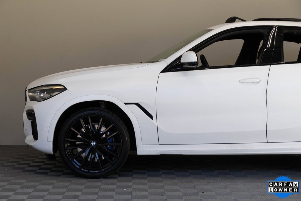 Used 2022 BMW X6 M50i w/ Premium Package AWD/4WD image 8