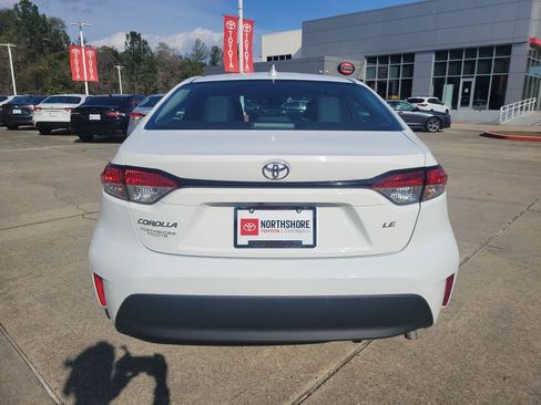 Certified 2024 Toyota Corolla LE image 4