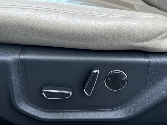 Used 2024 Ford Expedition Max Limited RWD image 29