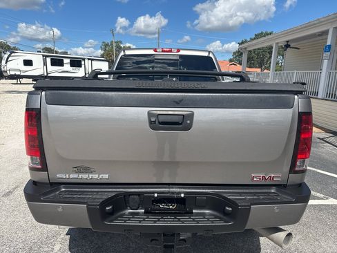 Used 2014 GMC Sierra 2500 Denali w/ Suspension Package, Off-Road image 4