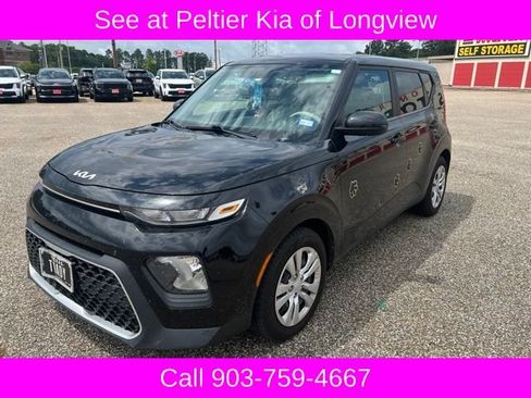 Used 2022 Kia Soul LX FWD image 1