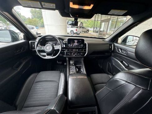 Used 2024 Nissan Pathfinder Rock Creek AWD/4WD image 19