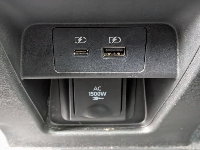 Used 2024 Mitsubishi Outlander SEL AWD/4WD image 19