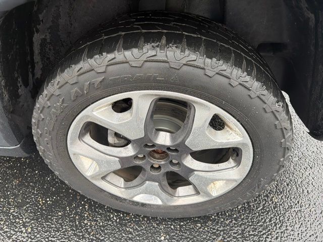 Used 2019 Jeep Compass Limited AWD/4WD image 27