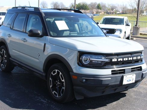 Used 2021 Ford Bronco Sport Outer Banks w/ Outer Banks Package AWD/4WD image 9