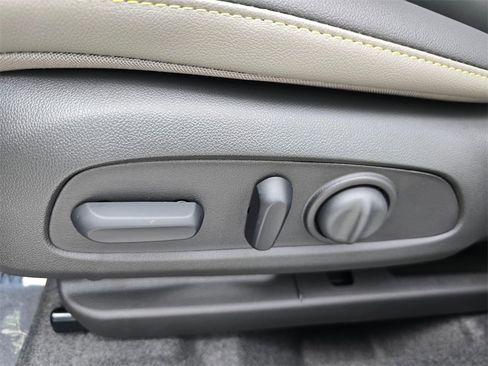 New 2026 Chevrolet Trax ACTIV image 25