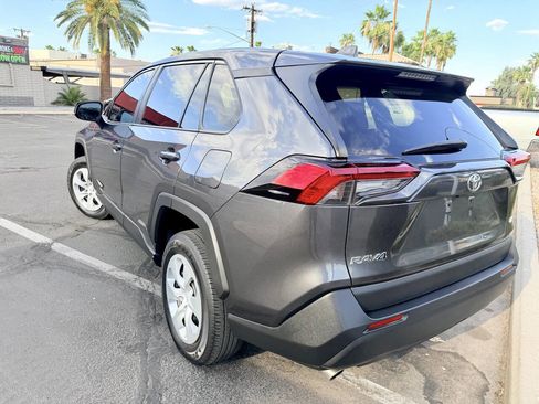 Used 2023 Toyota RAV4 LE FWD image 5