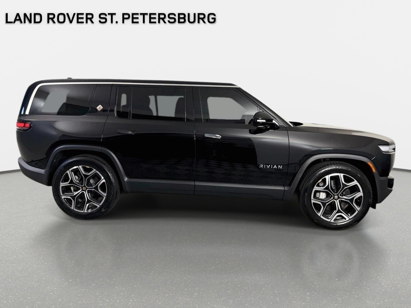 Used 2026 Rivian R1S Adventure Tri AWD/4WD image 4