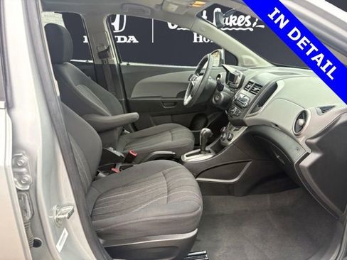 Used 2015 Chevrolet Sonic LT image 17